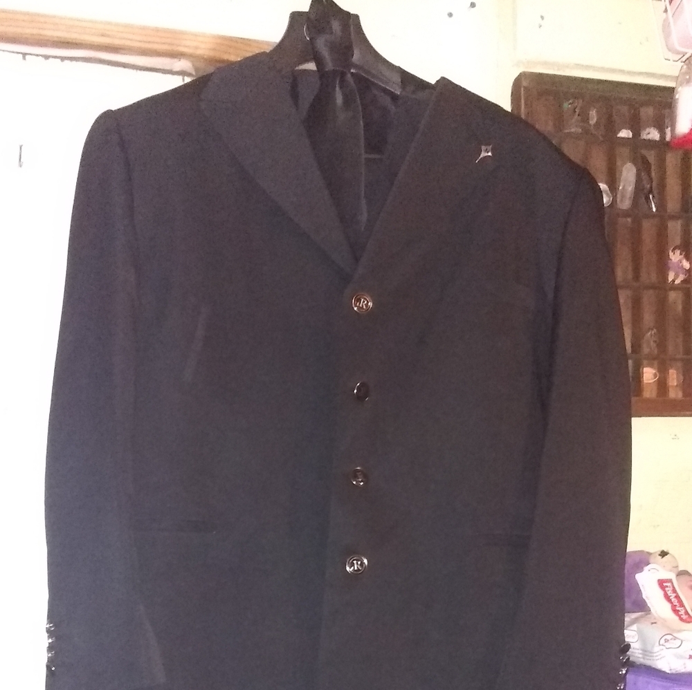 Man's Suit 48/42r